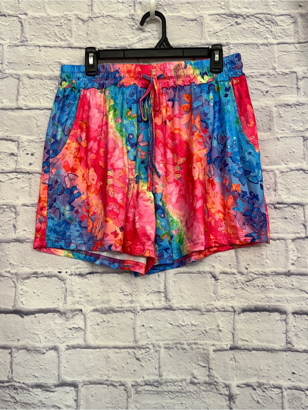 Vibrant Multi-Color Butterfly Print Elastic Waist Women’s Shorts size 1XL